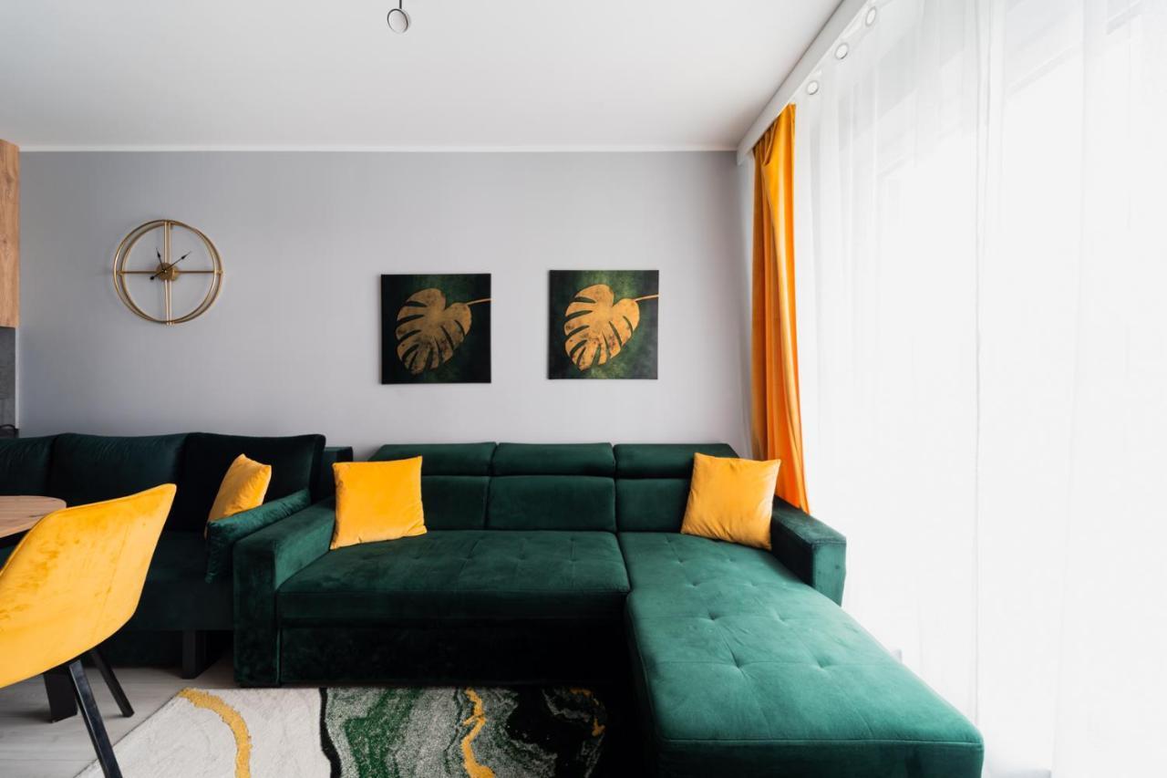 Uroczy Apartament Obok Sky Towera Apartment Wroclaw Ngoại thất bức ảnh